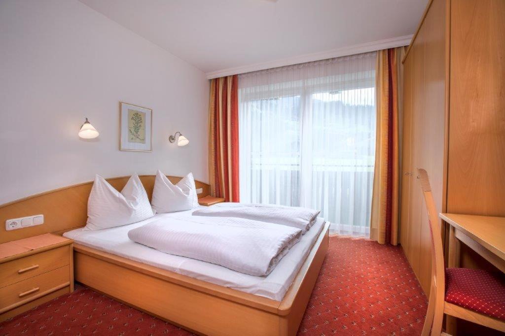 Garni Roesslhof Hotel Hollersbach im Pinzgau Eksteriør billede