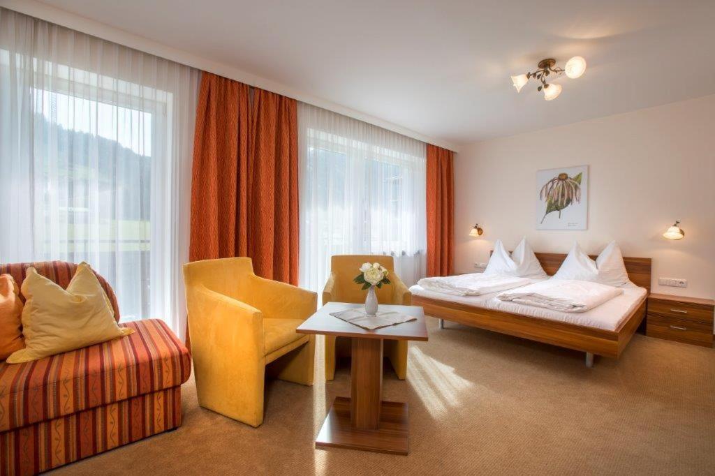 Garni Roesslhof Hotel Hollersbach im Pinzgau Eksteriør billede